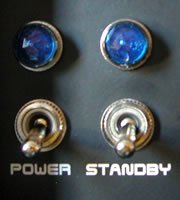 Standby switch protects amplifier output valves
